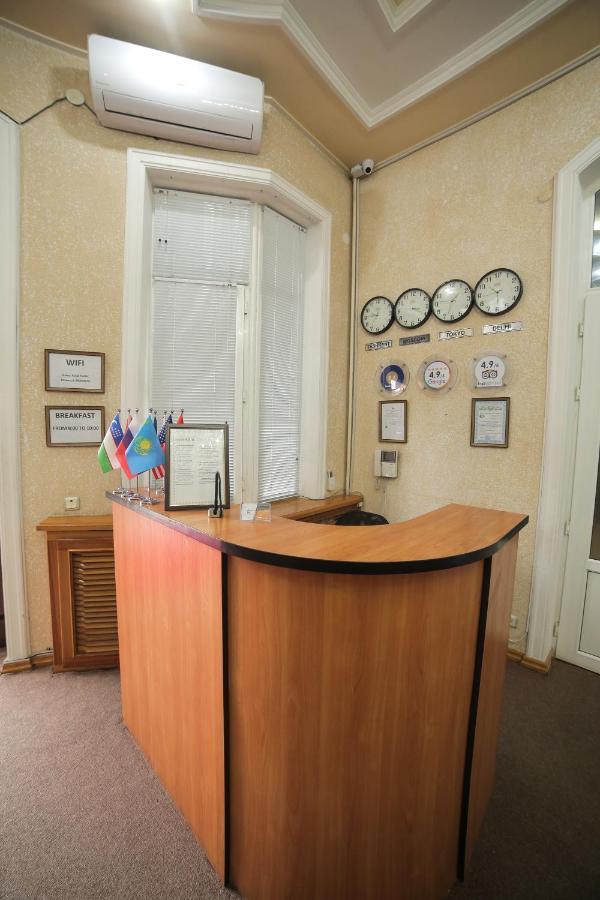 Rakat Hostel Tashkent Esterno foto
